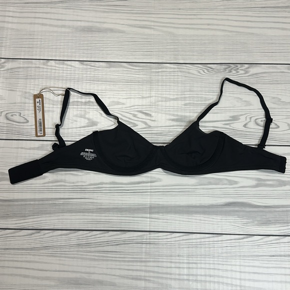 NWT Skims Fits Everybody Unlined Demi Bra Onyx 30B - Picture 5 of 9